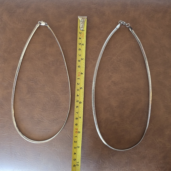 2 Necklaces - Picture 8 of 8